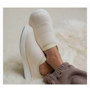 Vessi Sunday Slippers 9